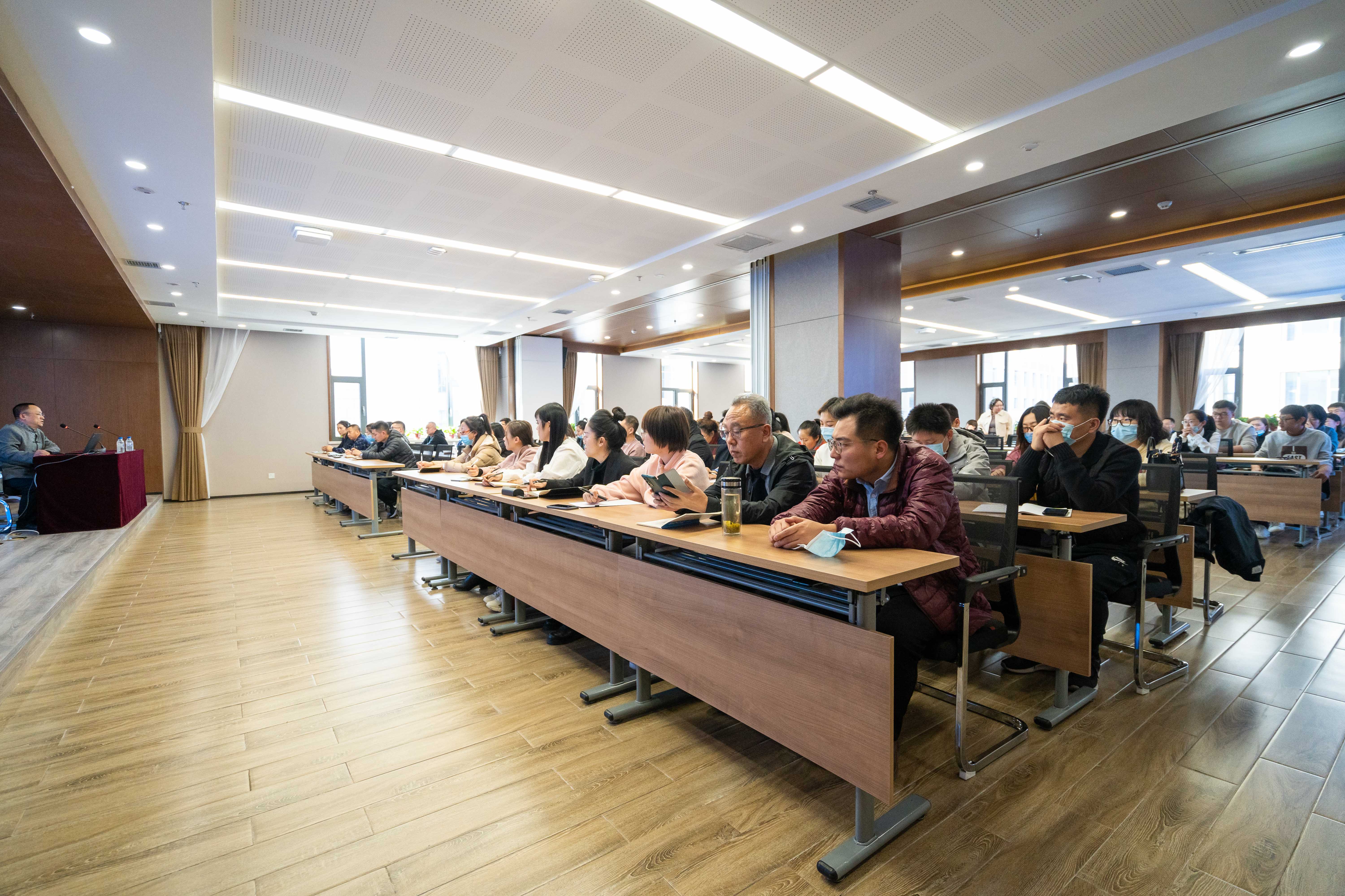 2020年11月6日企业文化通讯员培训讲座 (5).jpg