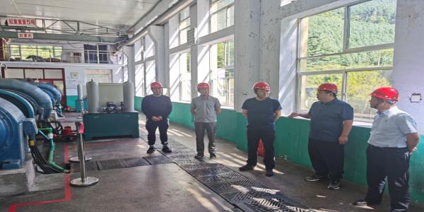 2021-9-3集团公司经营部到地方水电集团开展重点经营工作专题调研 (3)(1).jpg