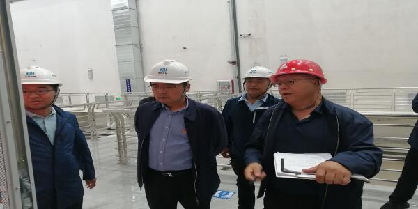 2021-9-15集团公司党委书记、董事长徐海涛到中部引水工程冯家岭分水枢纽督导检查工作 (2).jpg