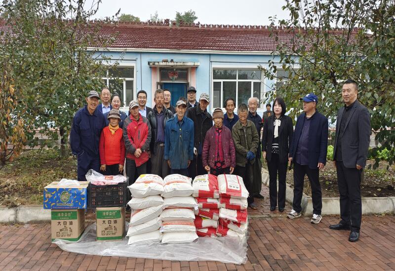 1634517752646011908.jpg 树敬老之风,扬中华美德--水业发展公司开展“我为群众办实事”敬老院慰问活动2.jpg