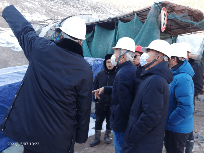 2021.12.7吉林水投总工程师陈丁发到中部引水二期工程九德支线施工现场检查指导工作1.png
