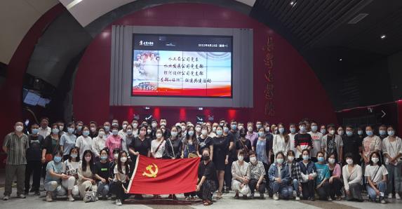 1660726277357071226.jpg 半条棉被1.jpg