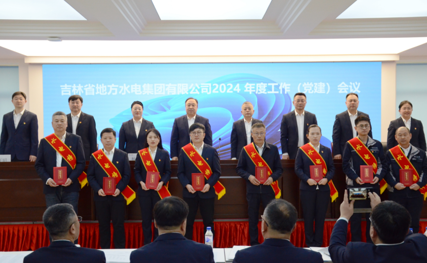 1711706452468042717.png image.png